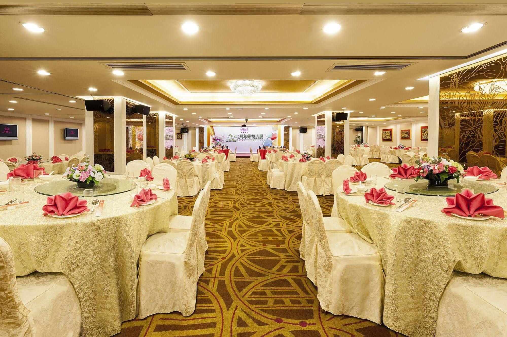 Hotel Riviera Макао Экстерьер фото